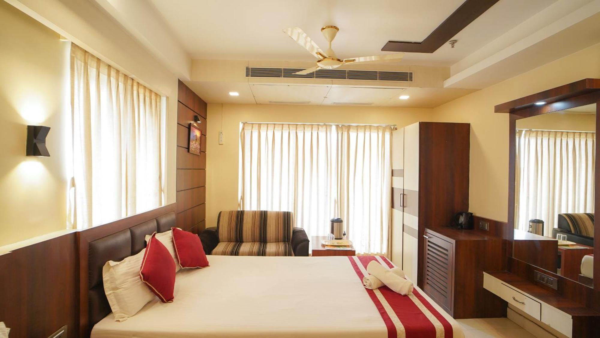 Hotel Mayuri !! Couple Friendly Family Hotel !! Digha  Exterior photo